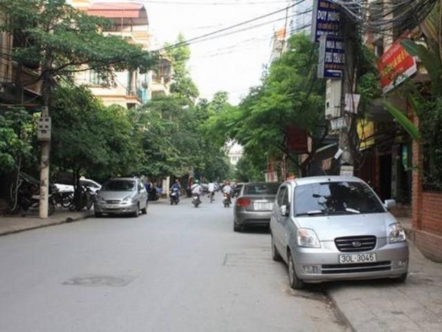 Bán đất ngõ 251 Nguyễn Khang Cầu Giấy 90m2 lô góc 2 mặt ngõ,chia 2 căn,cách oto 5m 9.5 tỷ