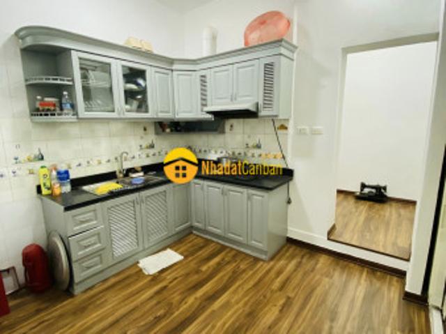 Bán tập thể tầng 2 phố cửa bắc, ba đình, 60m2, 2pn