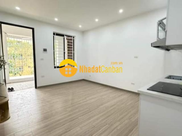 Bán tập thể 199 trần quốc hoàn cầu giấy dtsd 60m giá 2.58 tỷ, 2 thoáng, full nội thất