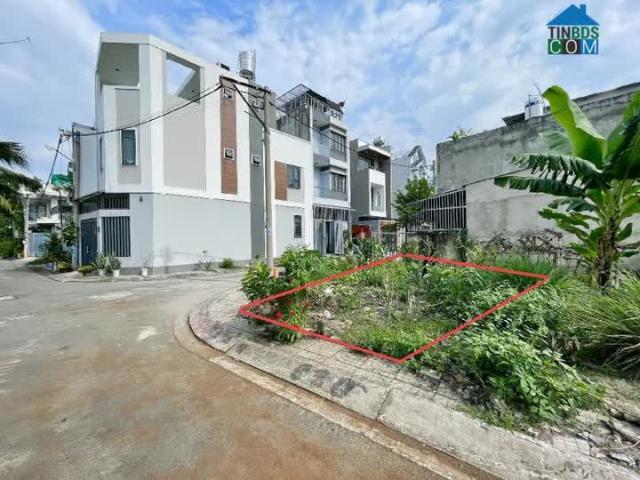 Bán đất Quốc Lộ 13, Hiệp Bình Phước, Thủ Đức, DT: 57.3m 4.8mx14m, Giảm còn 4.250 tỷ. Giá cũ 4