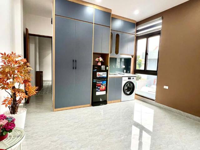 Bán tòa nhà 7 tầng trích sài, tây hồ dt 120 tr/th 70m2 mt 5,5m 25,5 tỷ