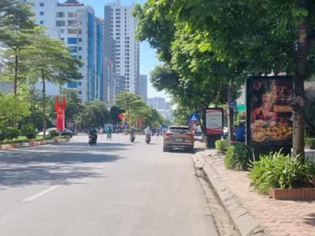 Bán Tòa Nhà Mặt Phố Trần Thái Tông 100m2 x 9 Tầng, Vị Trí Đắc Địa, Nhà Đẹp Nhất Phố