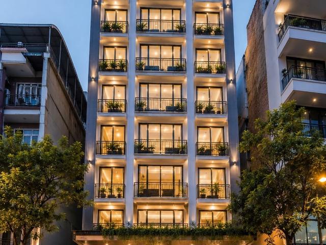 Bán tòa apartment tô ngọc vân tây hồ ô tô vào nhà dt 450 triệu/tháng 166m² 10 tầng mt 8m 98 tỷ