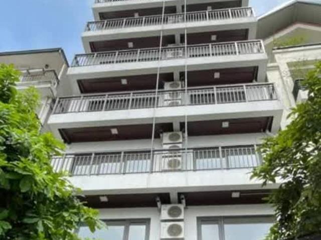 Bán Tòa Apartment Duplex Quảng Khánh 95m2 x 9T MT 10m Lô góc 15m ra Hồ