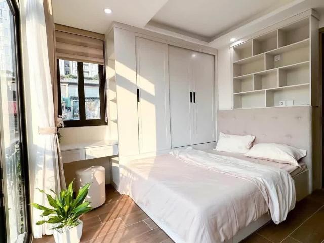 Bán tòa Căn hộ 399 Âu Cơ 80m2 x 9T x MT 8m Lô góc Thang máy Dòng tiền 2 tỷ 1 năm