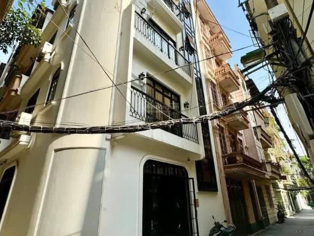 Bán tòa CCMN 6 tầng phố Cầu Giấy, dòng tiền gần 700tr/năm, mặt ngõ thoáng, 45m, 9.5 tỷ