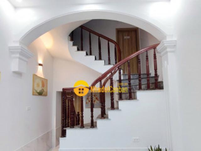 Bán toà ccmn minh khai, 35m2, 5 tầng, 7 phòng khép kín, dòng tiền 35trtháng, 7.3 tỷ