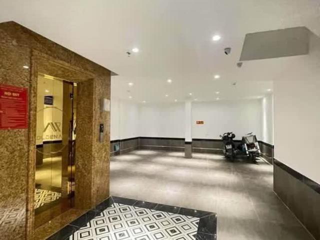 Bán Tòa CHDV Lạc Long Quân 251m2 x 9T Tầng hầm Thang máy Ngõ thông oto đỗ cổng