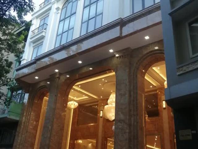 Bán tòa KS hơn 86 phòng khu phố Nguyễn Thị Định Dt 540m2 mt 15m. Giá 190 tỷ