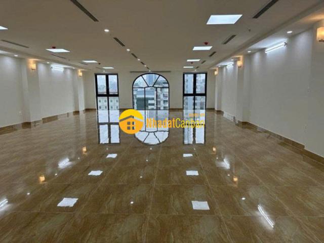 Bán tòa 8 nổi 1 hầm phố lạc long quân 75 tỷ 145m2, mt7.5m kinh doanh gần quận ủy