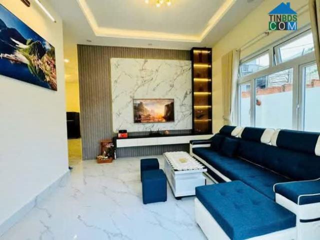 Bán Villa 9.5 Tỷ Sổ Hồng Riêng Gần Khu Du Lịch Thung Lũng Tình Yêu Phường 8 TP Đà Lạt