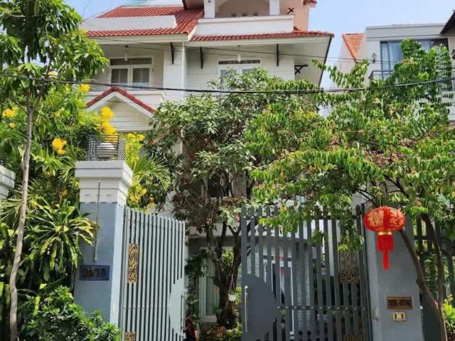 Bán villa khu làng báo chí, Thảo Điền Quận 2