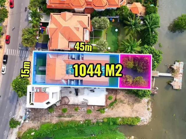 Bán Villa mặt tiền đường Nguyễn Văn Hưởng, phường Thảo Điền, Quận 2