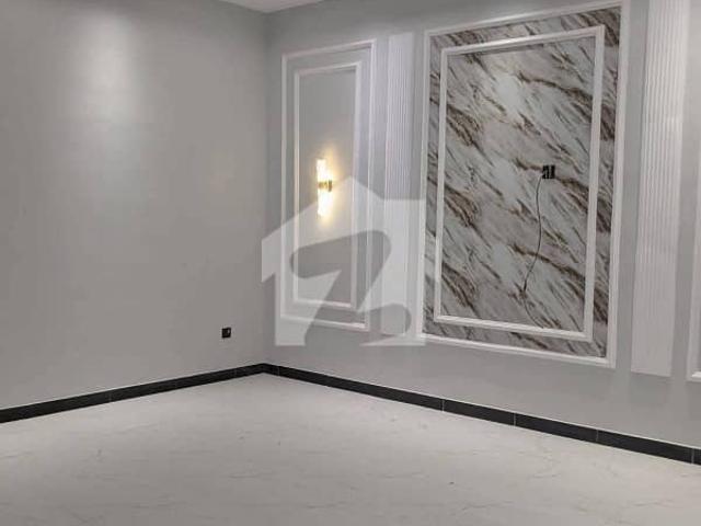 Band new house for sale in gulistan e jauhar block 3