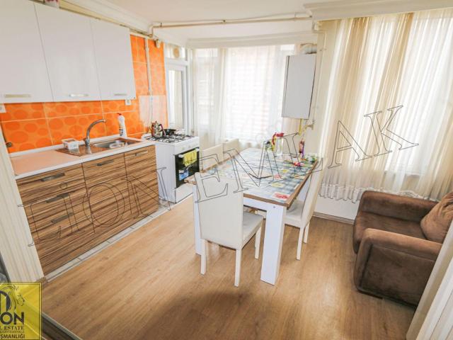 Bandırma Haydarçavuş'ta Deniz Manzaralı,balkonlu Satılık 2+1 Daire