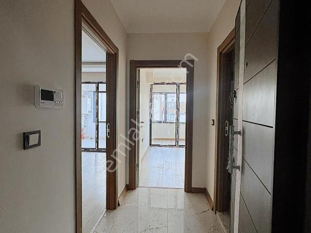 Bandırma Mavi Emlaktan Yeni Mahallede 1+1 Satılık Daire