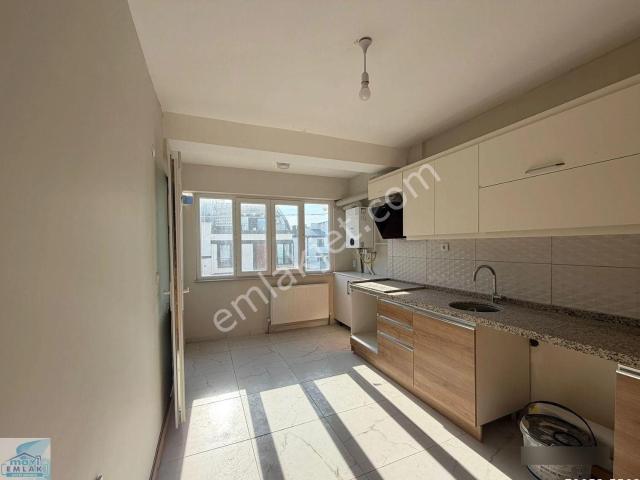 Bandırma Mavi Emlaktan Yeni Mahallede 2+1 Kiralık Daire