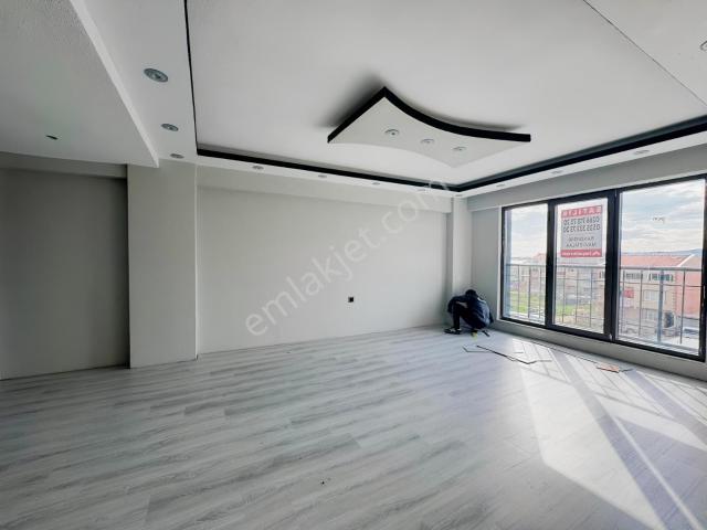 Bandırma Mavi Emlaktan 100. Yıl Mahallesi 3+1 Lüks Satılık Daire