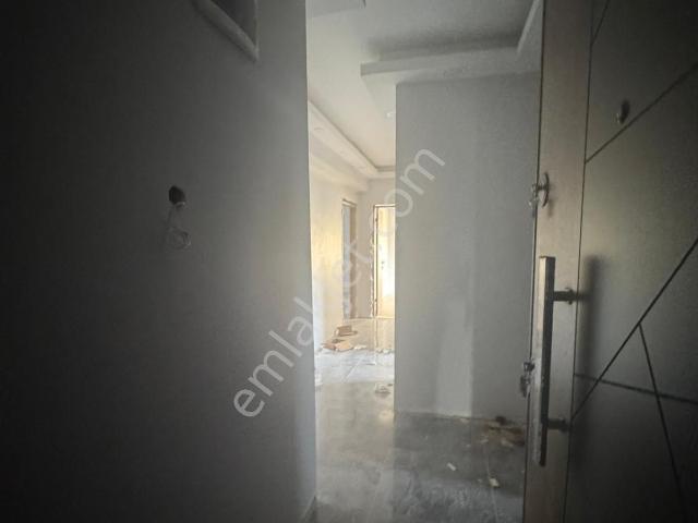 Bandırma Mavi Emlaktan 100.yıl Mahallesinde 2+1 Satılık Daire