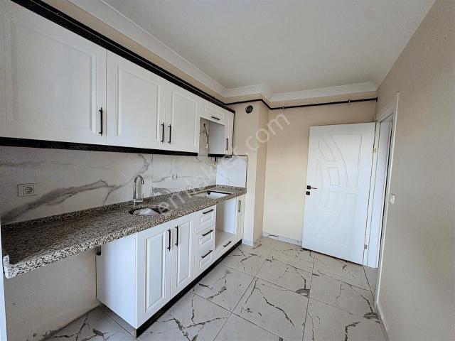 Bandırma Mavi Emlaktan 600 Evler Mahallesinde 2+1 Satılık Daire