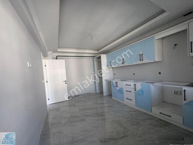 Bandırma Mavi Emlaktan 600 Evler Mahallesinde 3+1 Dublex Satılık Daire