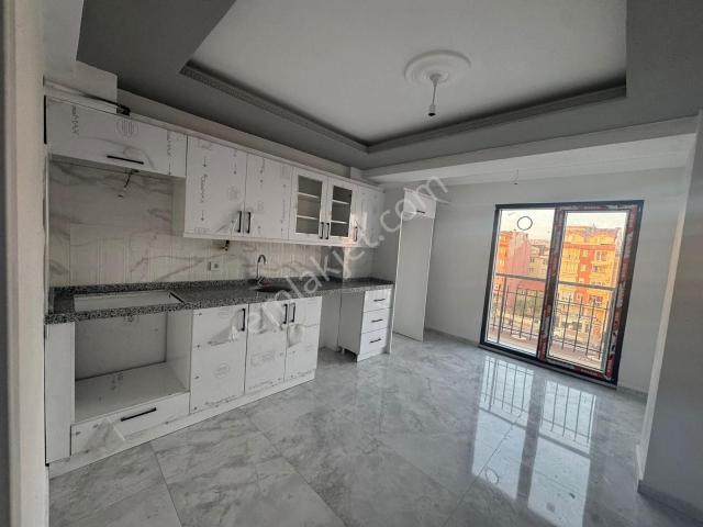 Bandırma Mavi Emlaktan 600 Evler Mahallesinde 4+1 Satılık Daire
