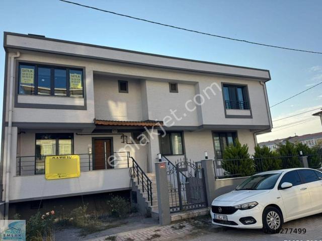 Bandırma Mavi'den Ultra Lüx Şık Tasarımlı 5+1+2 Satılık Triplex