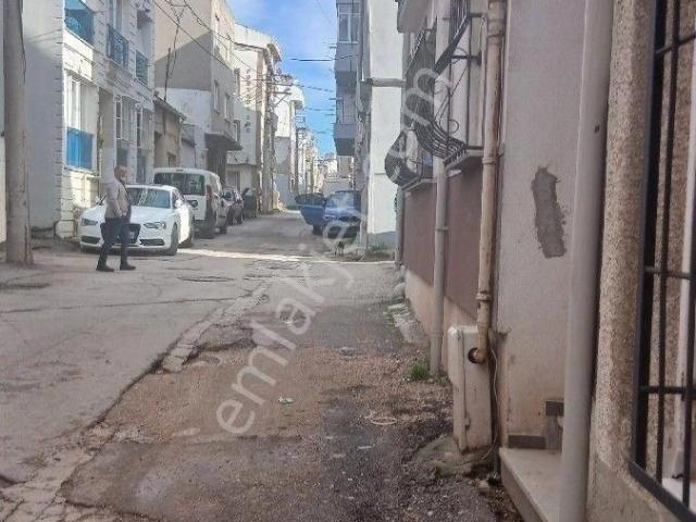 Bandırma Çınarlı Mahallesinde Satılık Masrafsız 2+1 Arakat