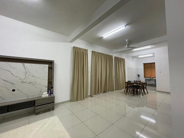 Bandar Cemerlang Near CIQFamily House5bed4Bath15min to IKEA Toppen