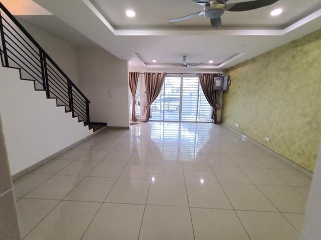 Bandar Ainsdale 2 Storey 22x75 Facing Open Exit Toll Bandar Ainsdale