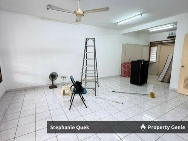 Bandar Botanic Cassia Klang 2 Storey With Aircond Terrance House For Rent