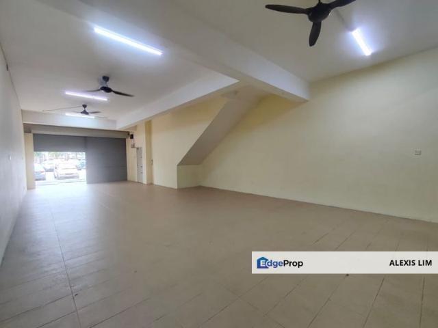 Bandar Botanic Ground Floor Shoplot For Rent