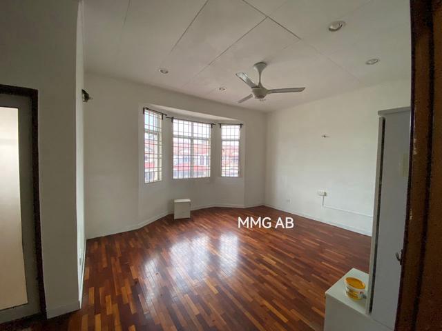 Bandar Botanic Klang Bungor Double Storey House for sale