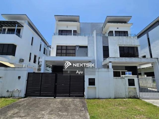 Bandar Botanic @ Penaga 3 Storey House