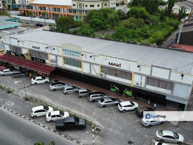 Bandar Baru Bercham Commercial Building