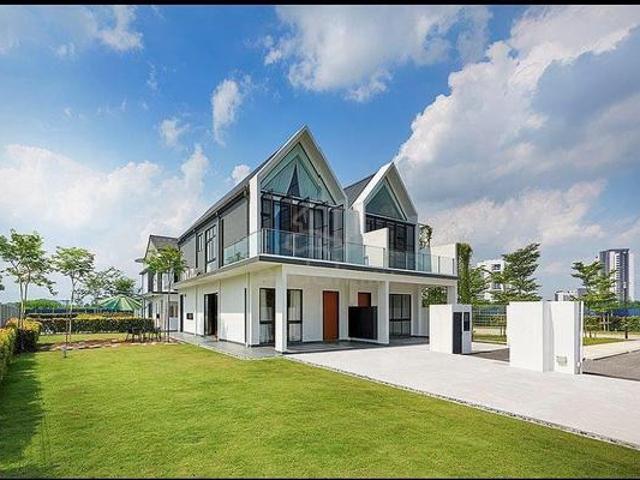 Bandar Baru Enstek 53x70Extra RM115k Cashback Freehold Last Corner