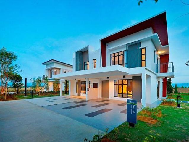 Bandar Baru Enstek 70x90 Bungalow15 mins to HighwayFully Furnished