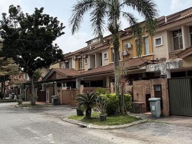 Bandar Bukit Puchong 2 Ametis Terrace FREE HOLD