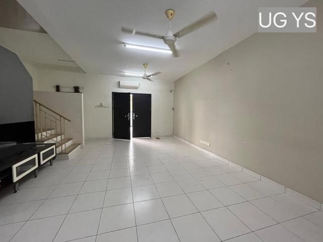 Bandar Bukit Raja Klang Saron Facing Parking Double Storey Renovated