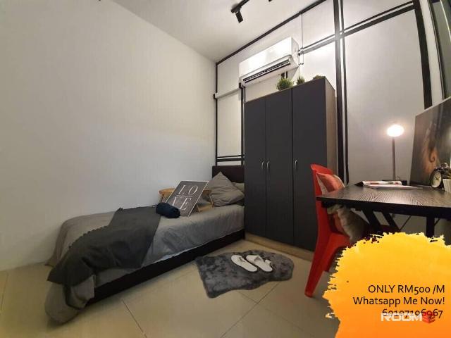 Bandar Bukit Raja Single Room