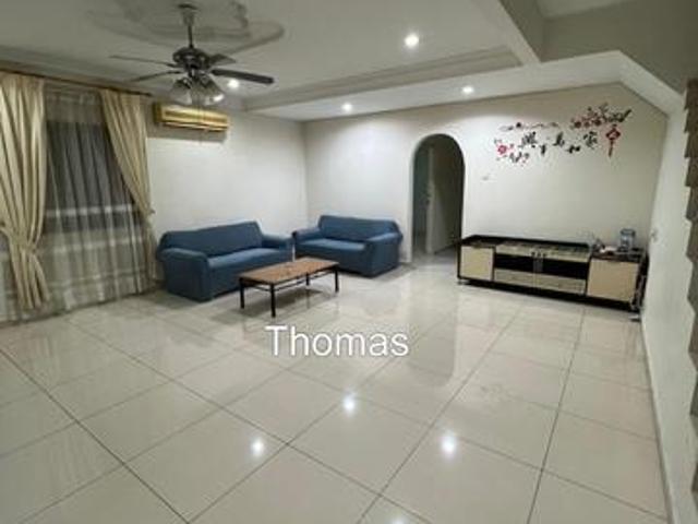 Bandar Bukit Tinggi Double Storey Semi D renovated unit for rent