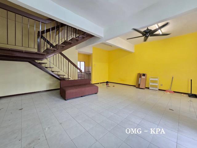 Bandar Bukit Tinggi Klang Double Storey Endlot Unit For Sale