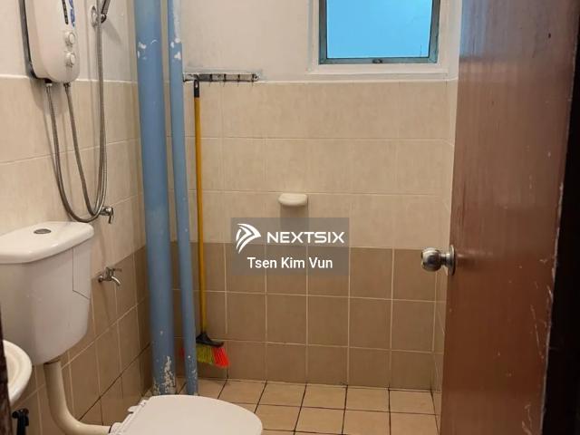 Bandar Bukit Tinggi 1 Double Storey 22x70 4r4b Renovated Ground Floor Fully Extended for Sale