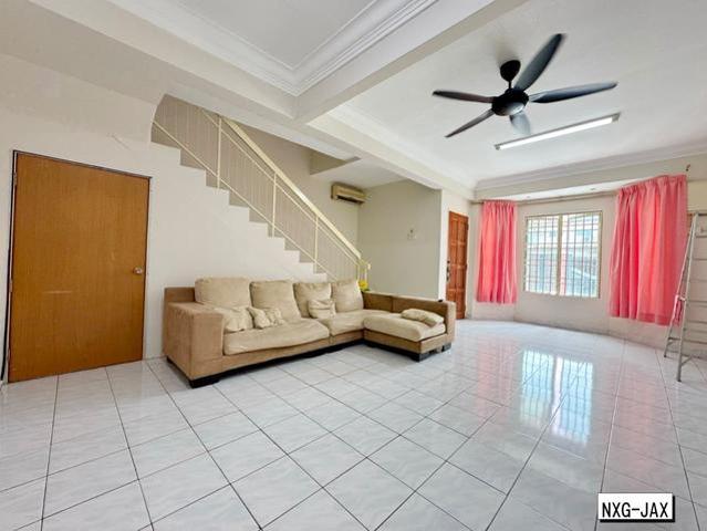 Bandar Bukit Tinggi 1 Klang Double Storey House For sale newly painted
