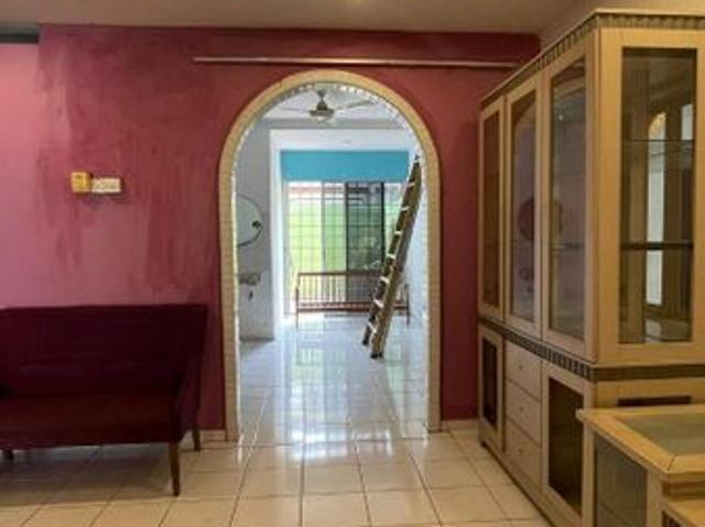 Bandar Bukit Tinggi 22x70 Partial Furnished Double Storey House