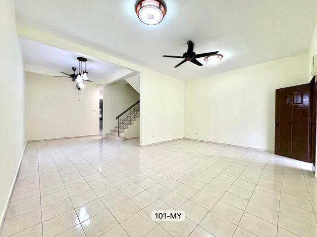 Bandar bukit tinggi 2 klang 2 sty house renovated n extended value buy