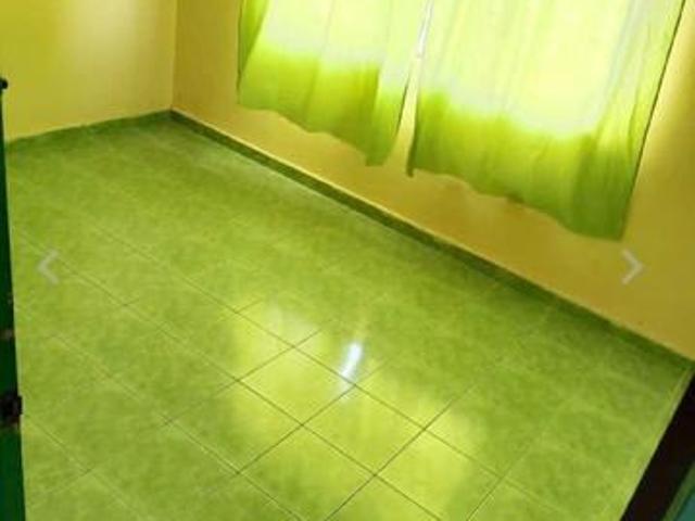 Bandar Bukit Tinggi 2 Klang Flat 1st floor Behind burger king for sale
