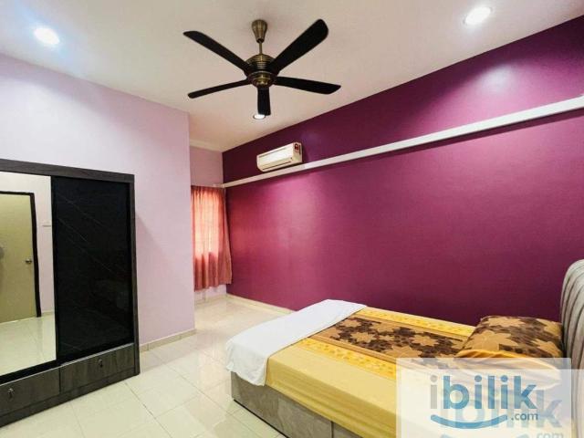 Bandar Bukit Tinggi 2, Medium Room private toilet