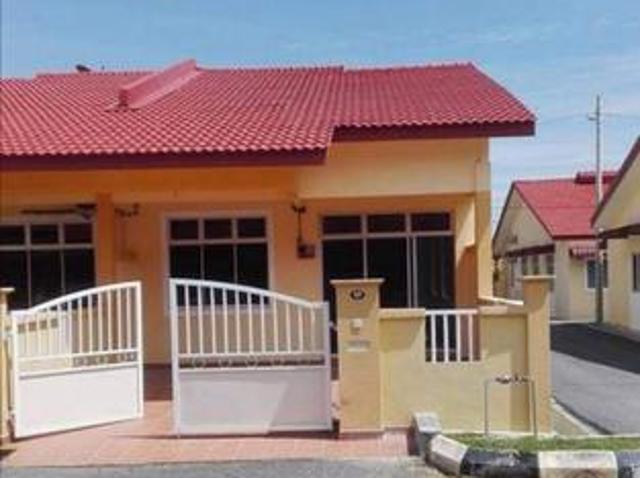 Bandar Dataran Segar Lukut Singer Storey End Lot House for Sale