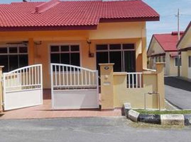 Bandar Dataran Segar Single Storey End Lot House